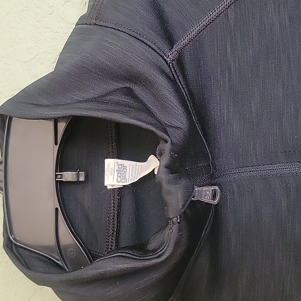 Underarmour Cold Gear 1/4 Zip View 3